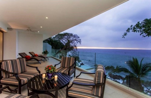 Amapas Apartment | Sayan Beach 3BR | 2,400 Sq Ft Condo + Oceanview Terrace, 3 BR Sayan Oceanfront Luxury 2500 SF
