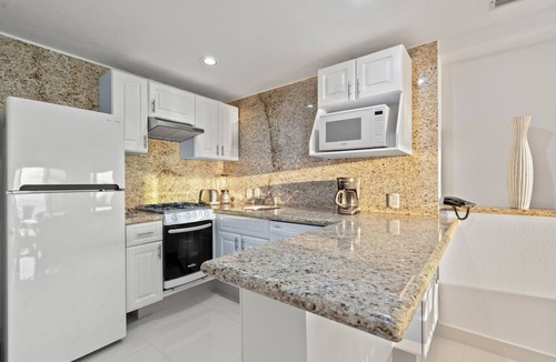 Marina Vallarta House | SeaFront Condominium in Puerto Vallarta