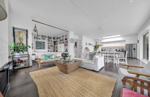 Devonport House | Seaside Serenity: Exquisite Villa by Bespoke Stays