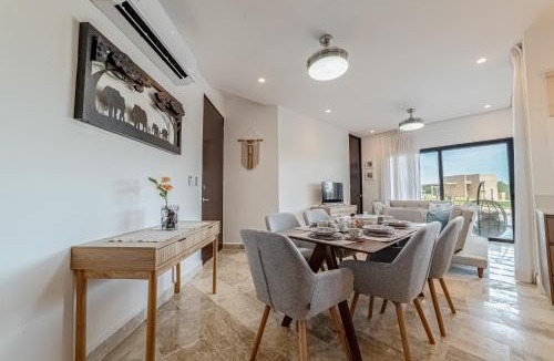 Telchac Puerto Apartment | Seaside Serenity