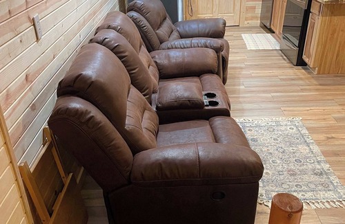 Gilbert Cabin | Secluded Cabin with King size bed