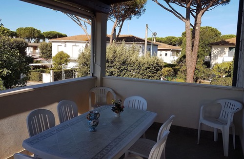 Marina di Castagneto Carducci Apartment | Semi-detached house near the sea