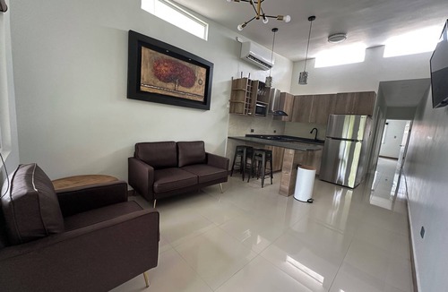 Juarez Municipality Apartment | Semi-detached apartment 10 minutes walk to the Consulate