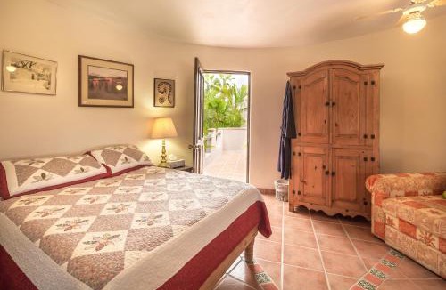 Todos Santos Bed & Breakfast | Serendipity