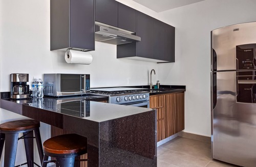 Mezcales Apartment | Serene gated retreat with pool & lush gardens – Your perfect couple getaway