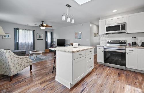 Deep Hole House | Serenity at Deep Hole Hideaway - Pet friendly!
