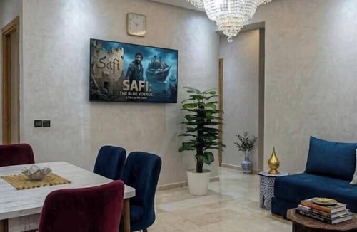 Gueliz Apartment | Serenity & Elegance - Chic apartment with pool access