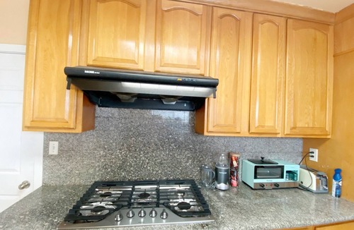 East San Gabriel Bed & Breakfast | Share house - Sunset 1 guest only room near DTLA