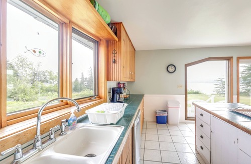 East Sullivan House | Shorefront House w/Views, 14 Mi to Acadia NP