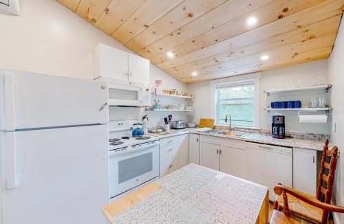 Kennebunk Apartment | Shorelands, Unit 44-3