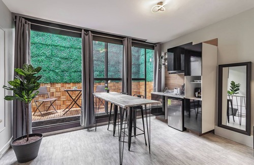 Miguel Hidalgo House | Singular Goldsmith