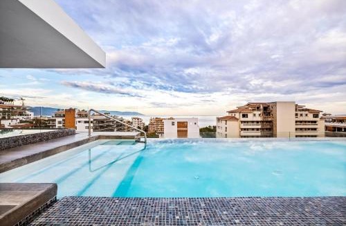 Emiliano Zapata Apartment | Skyloftpv by LOFT268