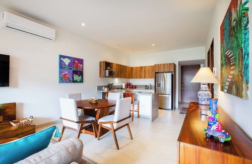Diaz Ordaz Condo | Sleek Versalles 2BR Roma Encore