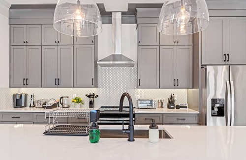 Greenwood House | *SLEEPS 12* Keep the Secret *EAST NASH2* 4BR* 4BA*