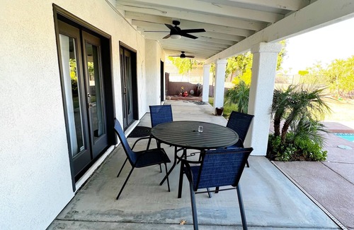 Yuma House | Sleeps 6 pool home, with golf course views.