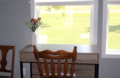 Clare House | Sleeps 6, rural & cozy.