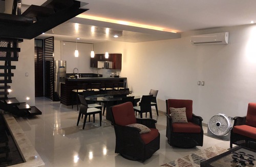 Montecarlo House | SMART TOWN HOUSE MONTEBELLO