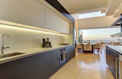 Alta Vista Apartment | SohoPV Penthouse Rooftop Pool & Stunning Ocean Views