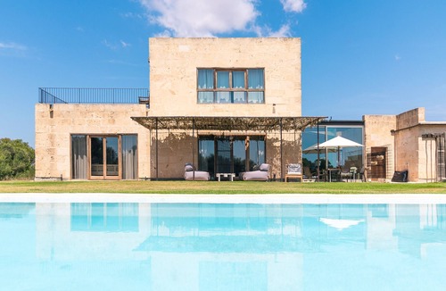 Campos Villa | Son Coranta stylish holiday house with pool in a quiet and natural setting in Campos