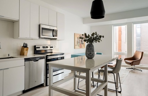 Warehouse District Apartment | Sonder at SECOND + SECOND | One-Bedroom Apartment w/Balcony