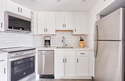 Logan Square Apartment | Sonder at The Terrace