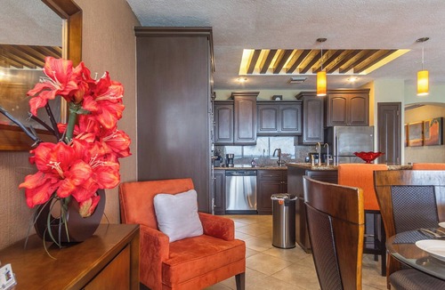 Bella Vista Condo | Sonoran Sky 1402 Living The Good Life Modern Oceanfront Condo