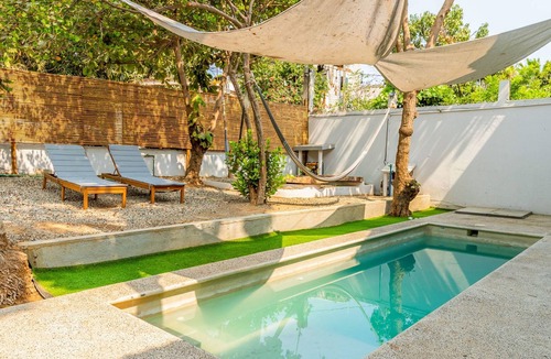 Brisas de Zicatela Apartment | Soothing Studio “Erizo” + Pool, Hammocks & Rooftop
