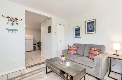 Palo Verde House | Southwest Casita w/Full Kitchen Unit 3