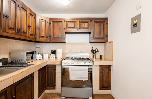 Puebla Historic Center House | Spacious House in the Heart of the City Center | 4 Bedrooms + Parking