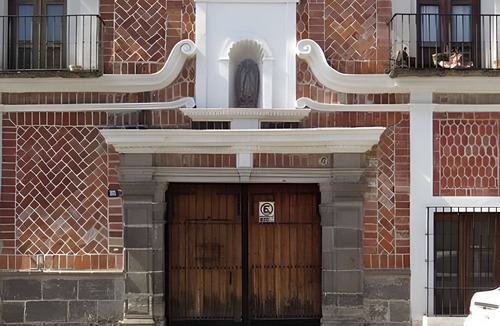 Puebla Historic Center House | Spacious House in the Heart of the City Center | 4 Bedrooms + Parking