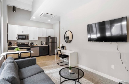 Downtown Cincinnati Apartment | Spacious 2BR Near Downtown | CozySuites Textile