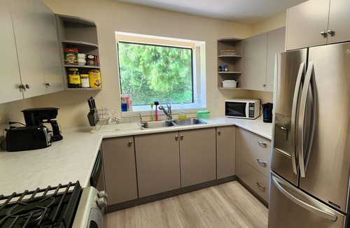 Gibsons House | Spacious 3 bedroom house