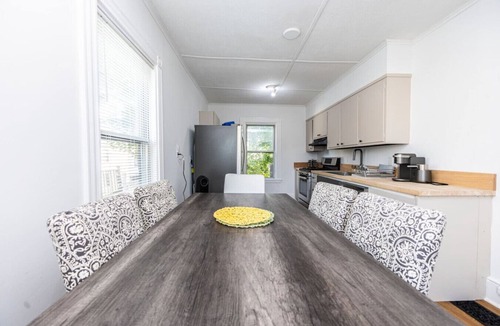 Winter Hill Apartment | Spacious 3BR Family Flat — Near Encore, Downtown Boston & Assembly Row