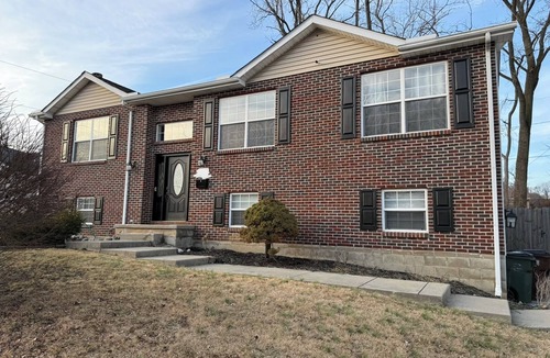 Dayton House | Spacious 4-bedroom house in Dayton