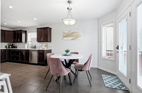 Stonebridge House | Spacious 4BR-4BA House for Large Families & Group in Stonebridge