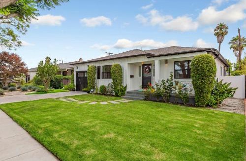 Mar Vista House | Spacious 4BR Games Workspace Outdoor Fun
