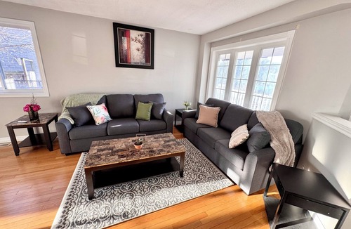 Cambridge House | Spacious 5 Bedroom Home in Cambridge