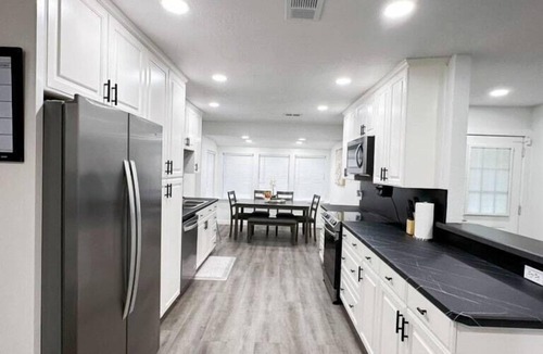 North Richland Hills House | Spacious 5B Home with Private Pool & Grill near Fort Worth, AT&T Stadium