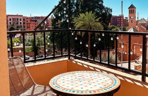 El Hara Apartment | Spacious and Stylish 2-bedroom apartment with 2 balconies in Hivernage/Gueliz