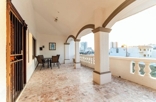Lomas de Mazatlan Condo | Spacious apartment central near/beach by Gpsrentas