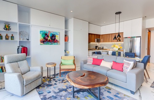 Romantic Zone Condo | Spacious Avida Condo Romantic Zone Rooftop Pool