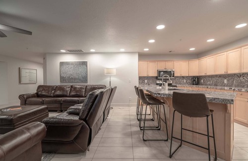 St. George Condo | SPACIOUS FAMILY UNIT. 1ST FLOOR. BY POOLS,RESORT W/BIKES.nYEAROUND FAMILY FUN !