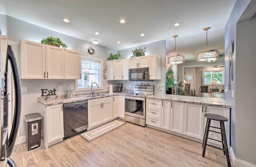 Fort Wayne House | Spacious Fort Wayne Condo w/Porch + Storage!