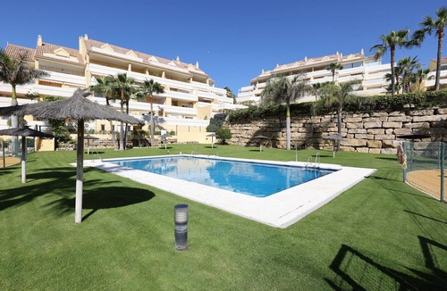 Estepona Apartment | Spacious Holiday Apartment 'Puerto Alto' with Sea Views, Shared Pool & Wi-Fi