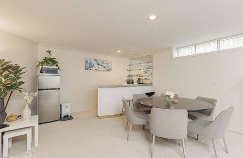 Oakridge House | ❤️Spacious Home in Heart of Vancouver-Easy Access to Everything❤️