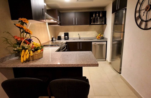 South Hotel Zone Condo | SPACIOUS LUXURY OCEAN FRONT CONDO - Grand Venetian 1 Bed, 2 Bath