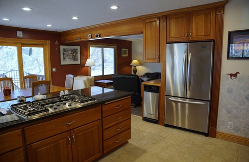 Afton House | Spacious Retreat in Afton, MN 2 mins from downtown