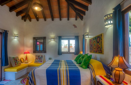 San Francisco House | Special place where you combine the peace of the jungle with the ocean view.