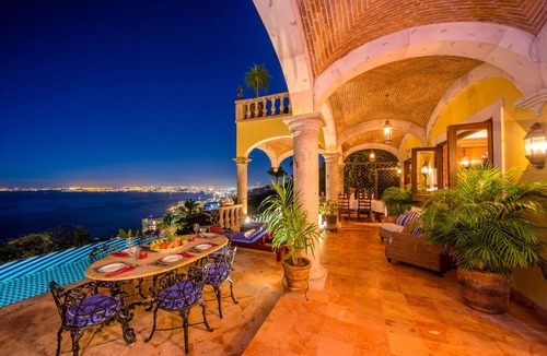Conchas Chinas Villa | Spectacular Oceanview Hacienda close to town with all the staff included