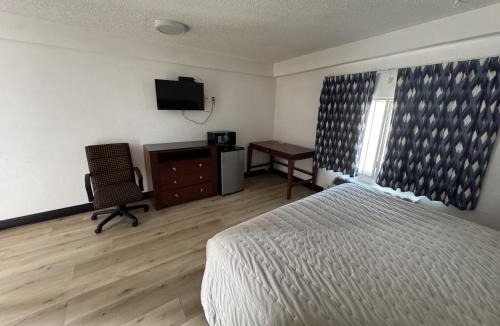 North Long Beach Hotel | Stallion Inn Motel